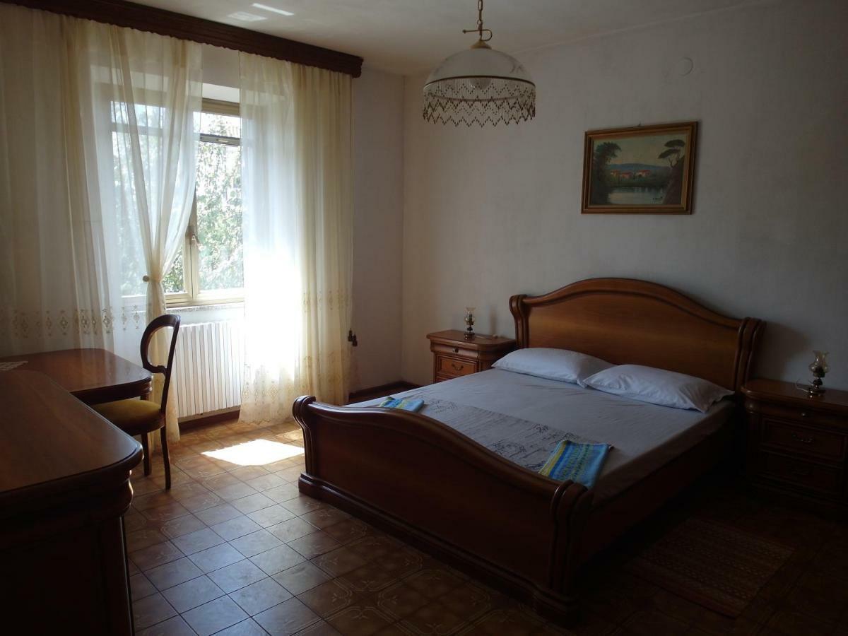 Apartment Via Montenegro Ghilarza Екстер'єр фото